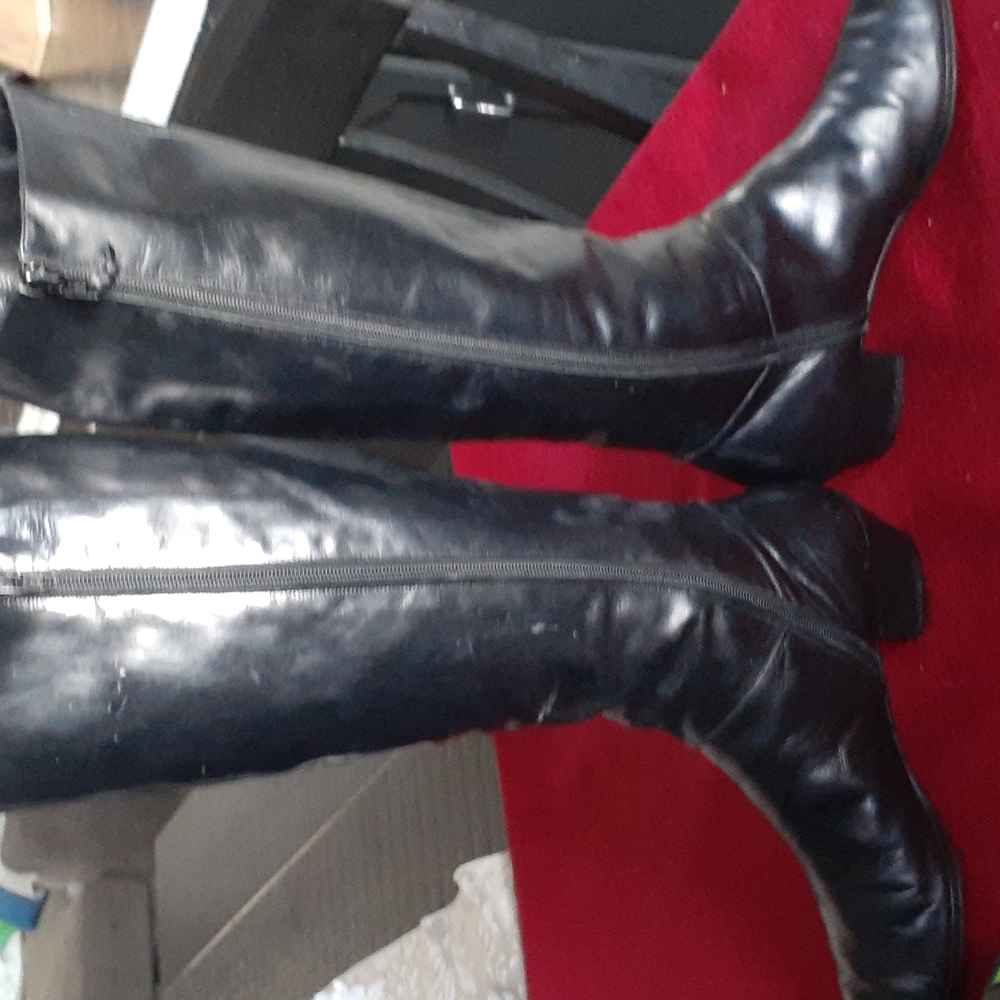 Salvatore Ferragamo Black Leather Knee-High Boots - Picture 9 of 16
